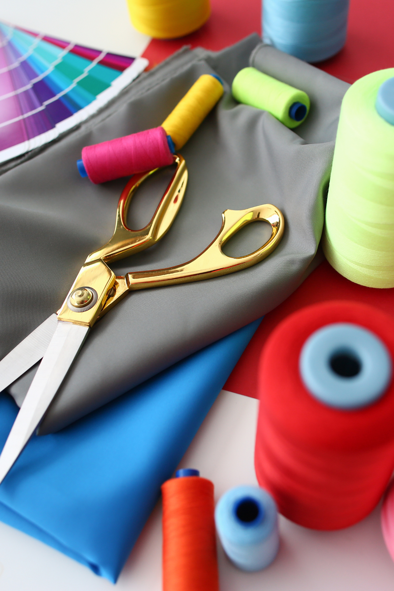 CUSTOMIZED TAILORING